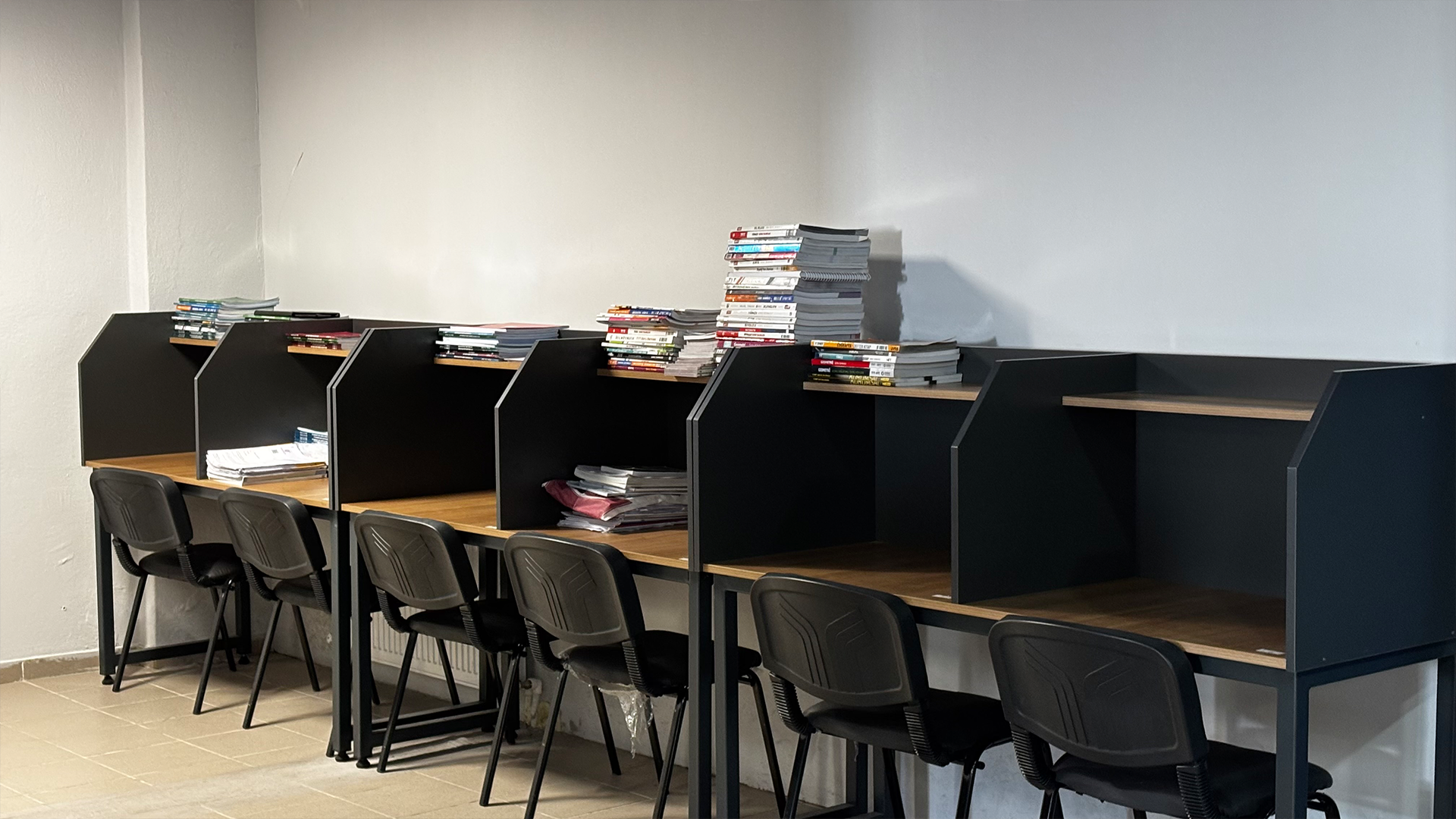 Kişisel Çalışma Masaları